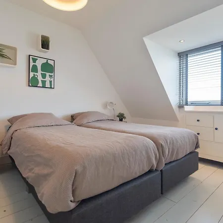 Wijkiki Surf House Apartment *