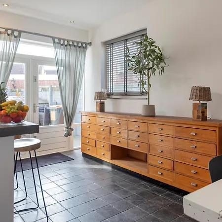 Wijkiki Surf House Apartman *
