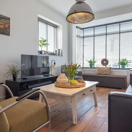 Wijkiki Surf House Apartman *